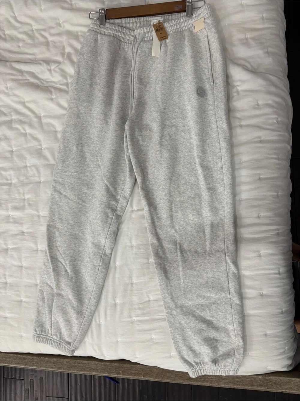 PINK Victoria's Secret Heather Gray Drawstring Sweatpants - Picture 5 of 5